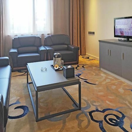 Chonpines Hotels- Shijiazhuang Fangbei Ershilipu  Экстерьер фото