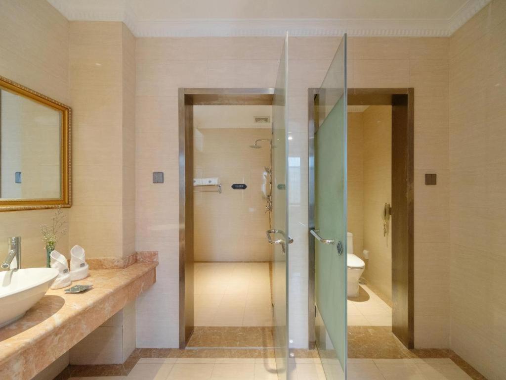 Chonpines Hotels- Shijiazhuang Fangbei Ershilipu  Экстерьер фото
